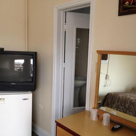 Victoria Motel Lindsay Εξωτερικό φωτογραφία